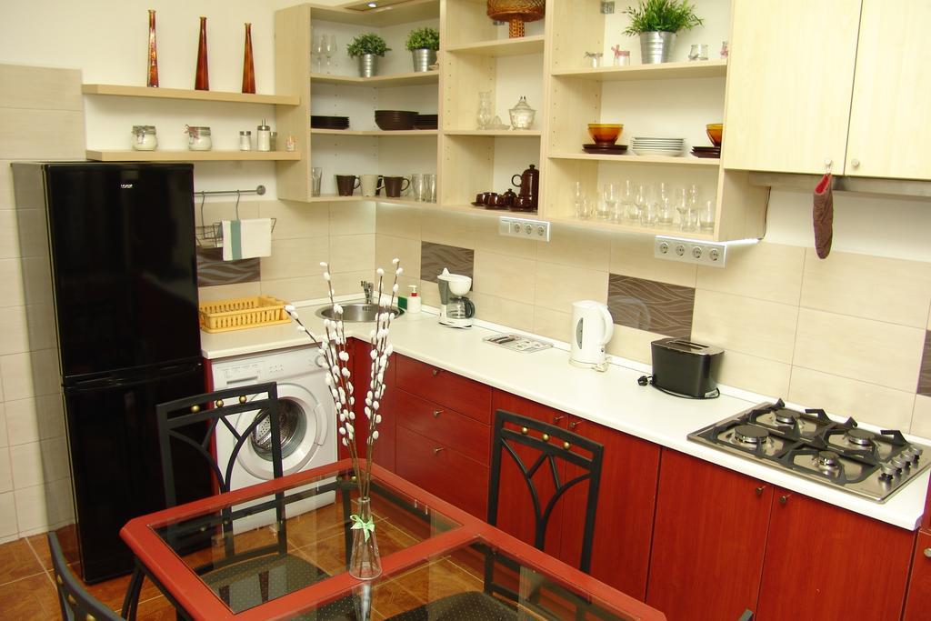 Romantic Centrum Apartman Boedapest Buitenkant foto